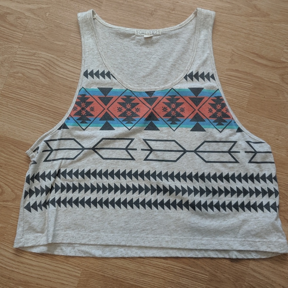 💙 Tribal Print Crop Top 💙